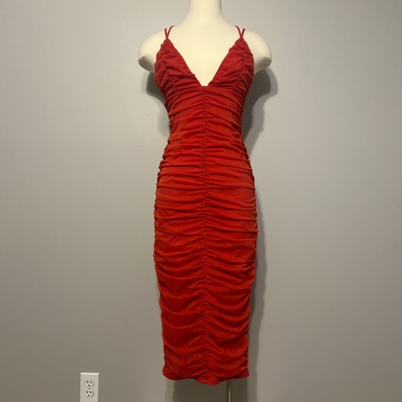 Michael Costello x REVOLVE Fiji Midi Dress
Size medium - Picture 2 of 4